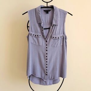 Rock & Republic * Collared tank with attitude, bluish/purple